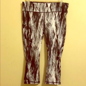 Marble print active pants